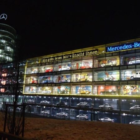 Munique Galeria Mercedes-Benz Niederlassung