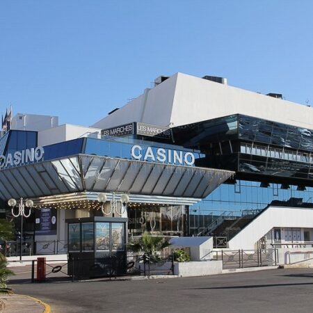 Costa Azul Cannes Palais des Festivals