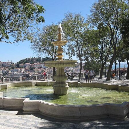 Lisboa Miradouro de São Pedro de Alcântara Lisboa Miradouro de São Pedro de Alcântara