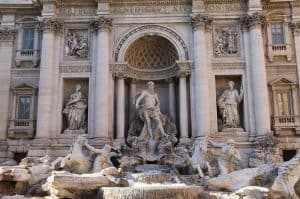 imagem de Roma Fontana di Trevi - SuoViaggio