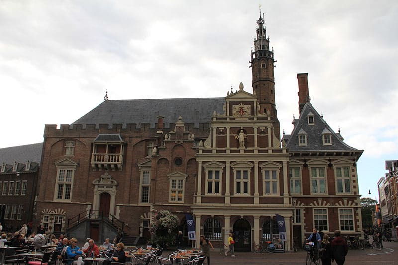 Haarlem Grote Markt - Foto: SuoViaggio©