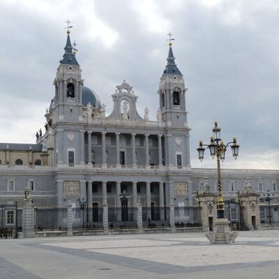 Madrid Catedral de la Almudena - Foto free license