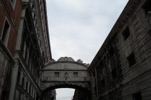 Veneza Palazzo Ducale - Ponte dei Sospiri - foto: SuoViaggio©