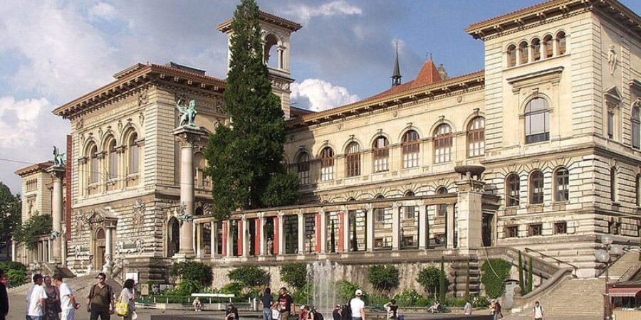Lausanne Palais de Rumine