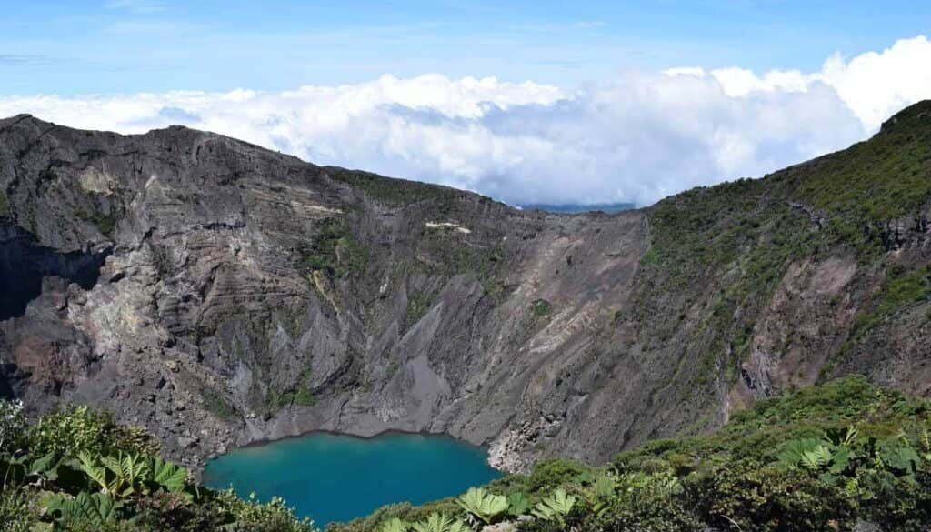 costa rica vulcão irazu pelo mundo com suoviaggio