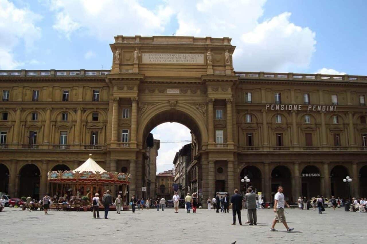 Firenze: Piazza della Repubblica | suoviaggio