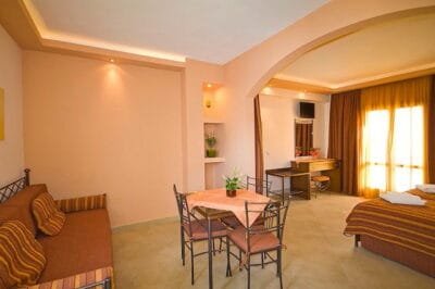 hotel premium santorini8