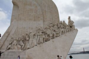 Lisboa - Monumento aos Descobrimentos - Foto: SuoViaggio©