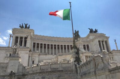 Roma - Piazza Venezia Altare alla Patria - Foto: SuoViaggio