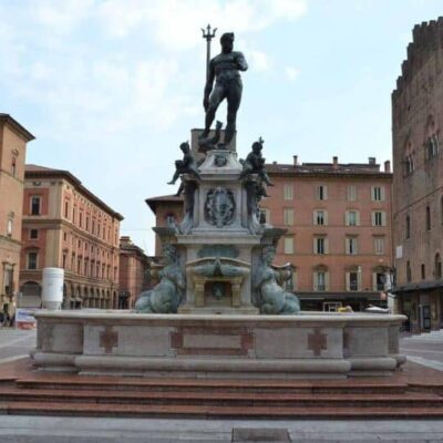 Bologna - Piazza Nettuno Fontana del Nettuno - Foto: Robertoderosa87