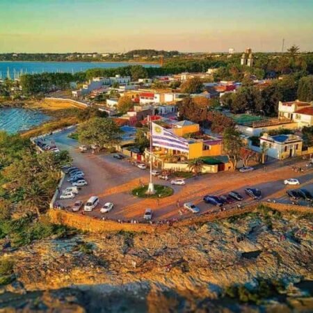 Colônia do Sacramento Rambla e Bastiões da Cidade Colônia do Sacramento Rambla e Bastiões da Cidade