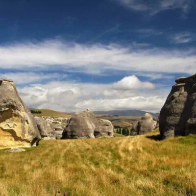 Nova Zelandia - Elephant Rocks - Foto: Bernard Spragg. NZ