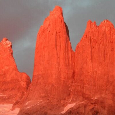 Patagonia Chilena - Base de las Torres - Torres del Paine - Foto divulgação