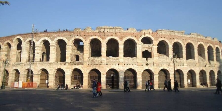 Verona Arena, terceiro maior anfiteatro romano do mundo