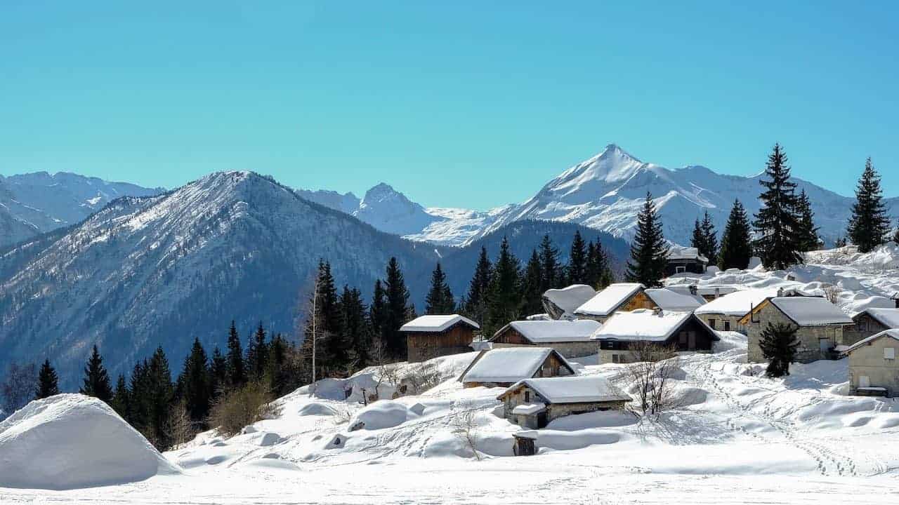 Melhores atividades não-esqui ​​nos Alpes Franceses❄️