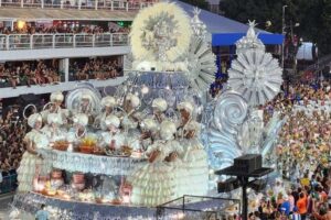 desfile da unidos do viradouro no carnaval de 2024, rio de janeiro, brasil 38 credits viniciusmarvin