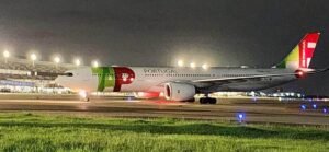 tap volta a ligar lisboa e porto alegre