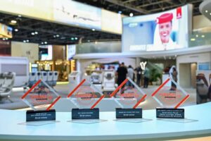 emirates é eleita melhor companhia aérea do mundo