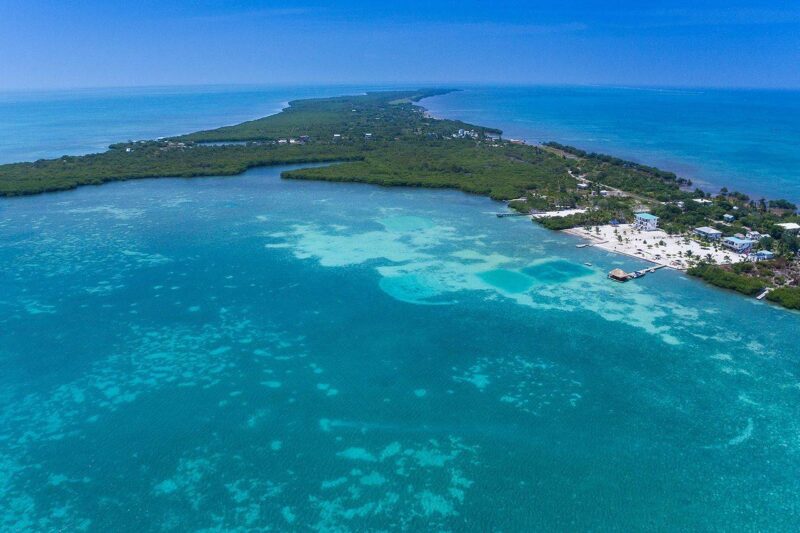 Belize - Caye Caulker - Credits dronepicr
