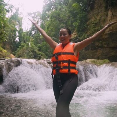 daniela filomeno dedica o primeiro episódio da nova temporada a um tour cheio de alma pela jamaica (foto reproduçãocnn brasil)