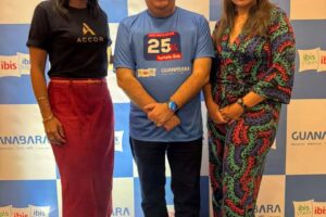 paloma fernandes gerente regional accor rodrigo mont'alverne gerente de marketing guanabara e leticia pineschi diretora de marketing da guanabara