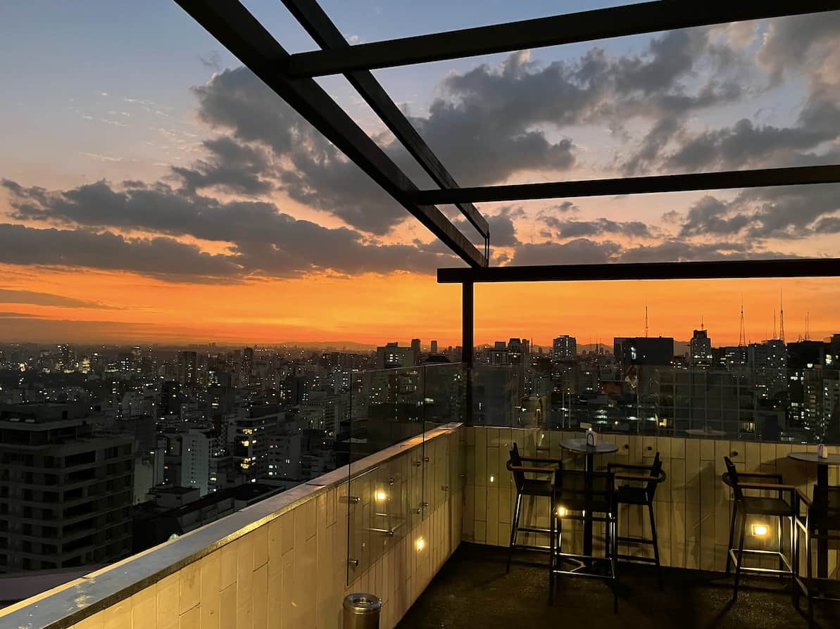 vista do the view upstairs comandado por chef cearense cardápio de namorados celebra a gastronomia brasileira