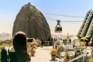 rio de janeiro fecha primeiro semestre credits ascom setur rj