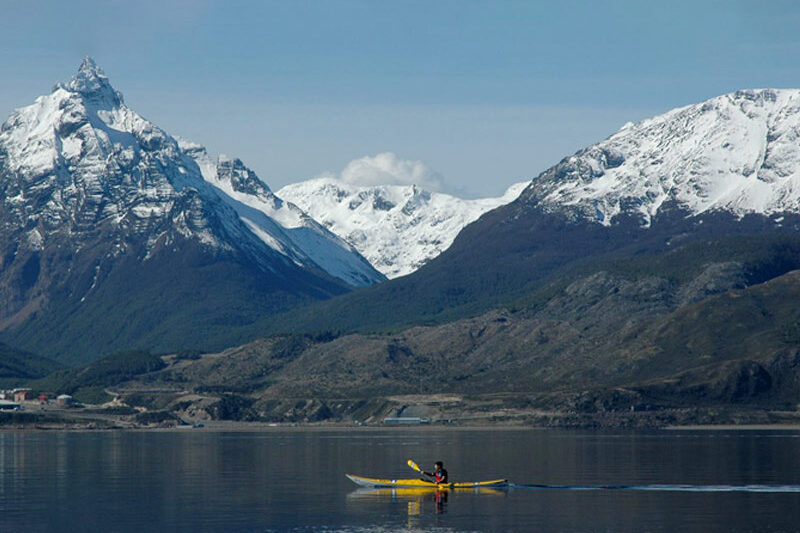 Caiaque e canoagem na área protegida mais ao sul da Argentina (o ano todo)