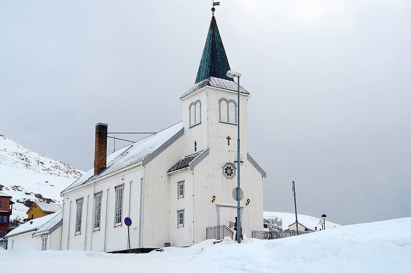 Honningsvåg Cidade - Credits: Sek Keung Lo