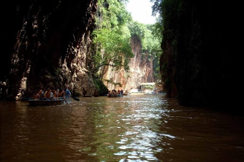 Kunming Jiuxiang Cave - Credits ZAffiro Viagens Kunming Jiuxiang Cave - Credits ZAffiro Viagens