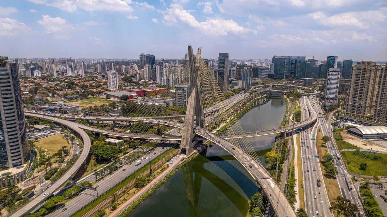 o presidente da embratur, marcelo freixo, afirma que os números destacam a importância do estado para o turismo internacional no brasil