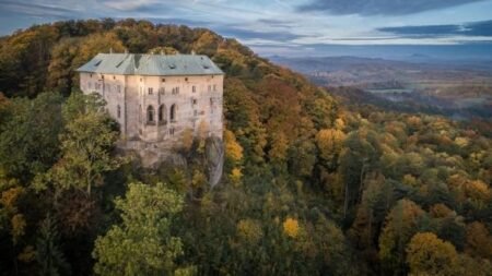 2 três locais para os fãs de mistério na república tcheca credits visit czechia