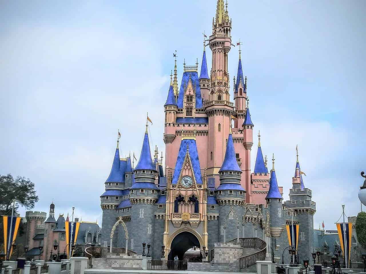 walt disney world cinderella castle 2021 credits kaleeb18
