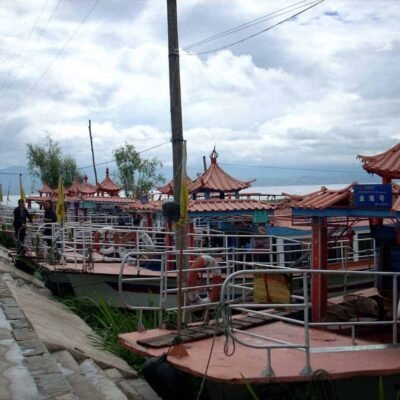 dali erhai sea yunnan china credits zaffiro viagens