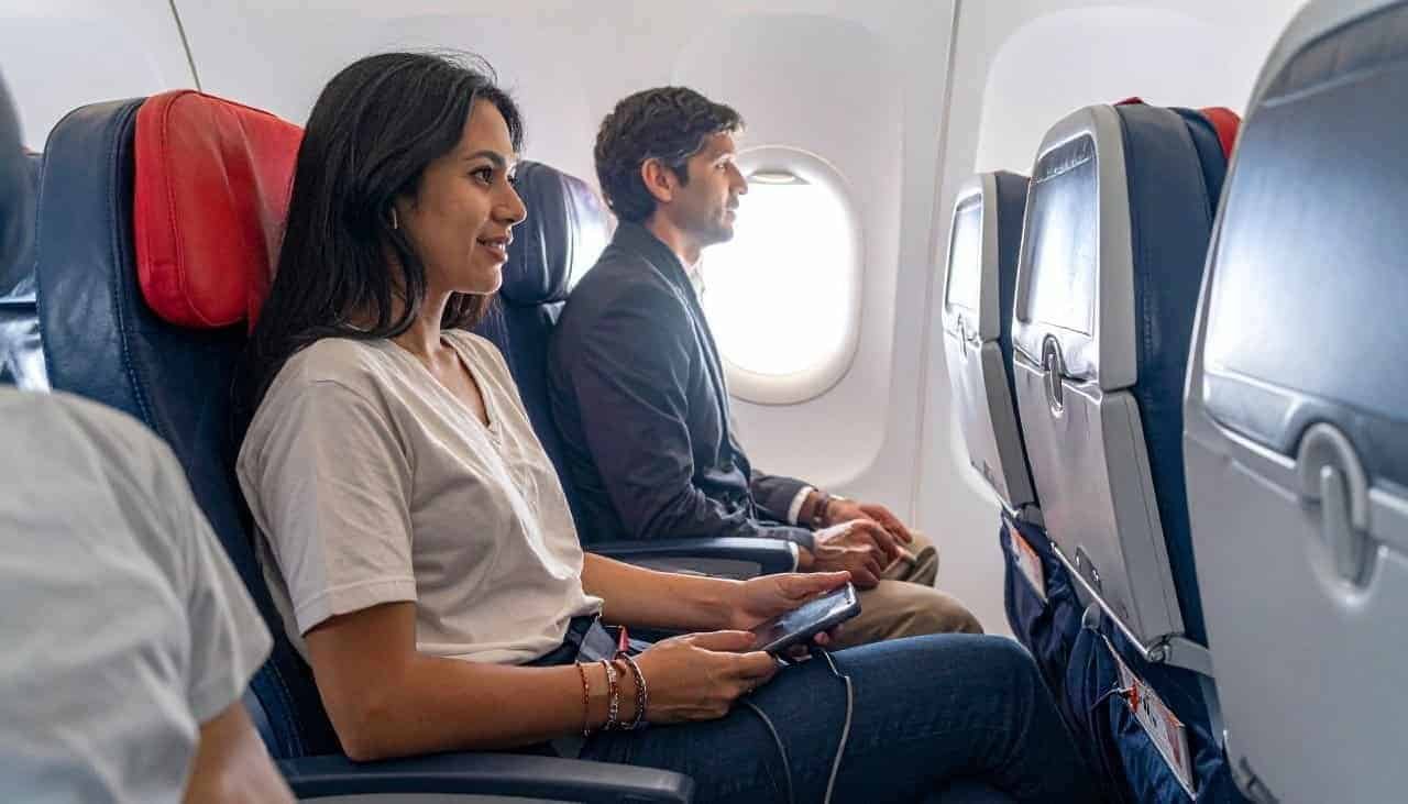 interno de avião credits suoviaggio ia 628819