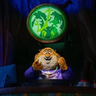 novas figuras de audio animatronics ganham vida no walt disney world resort