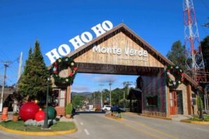 com decoração especial, natal nas montanhas promete encantar milhares de turistas em monte verde foto marcos medeiros @visite.monteverde