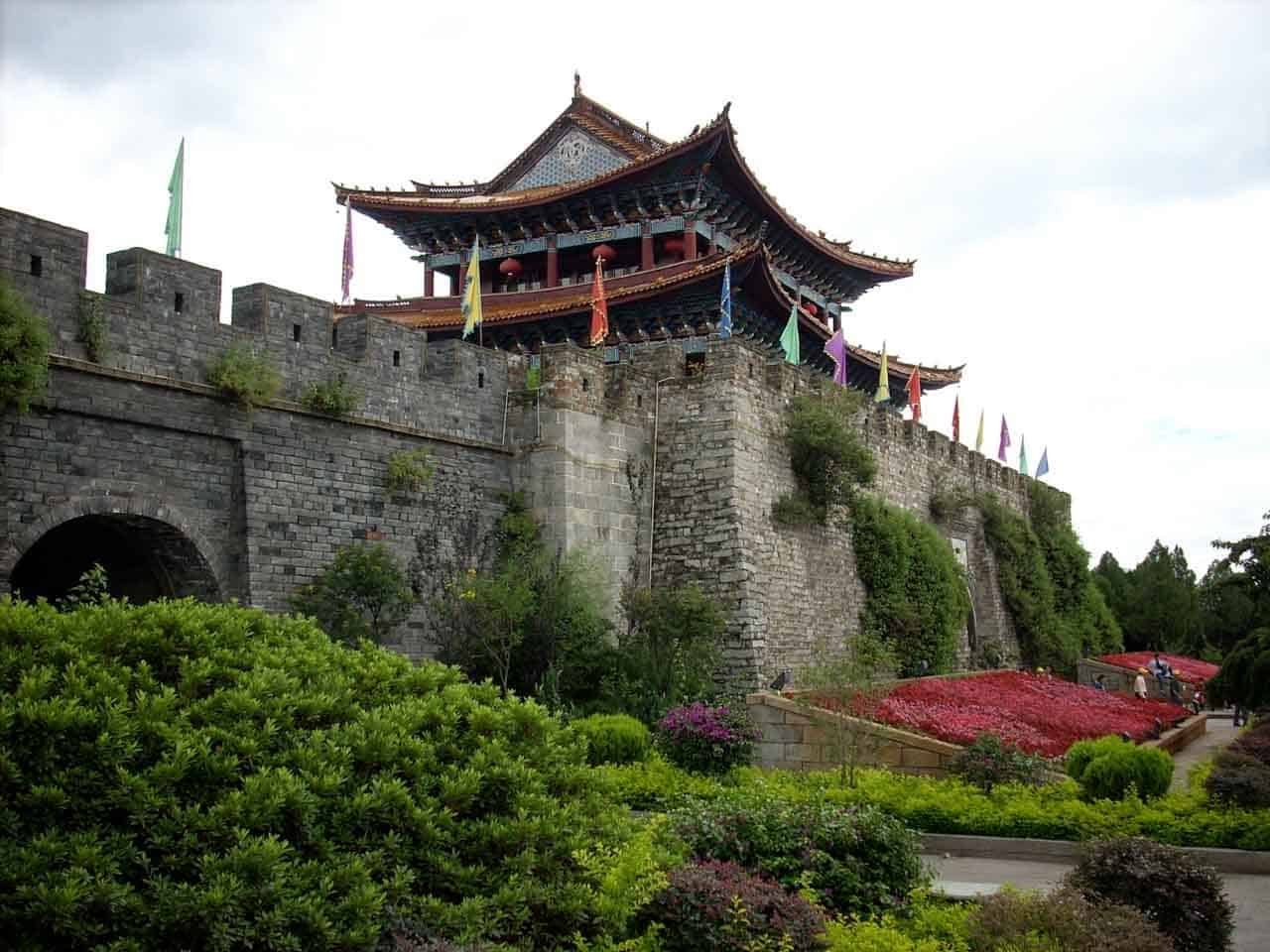 dali old town yunnan china credits zaffiro viagens dali old town yunnan china credits zaffiro viagens