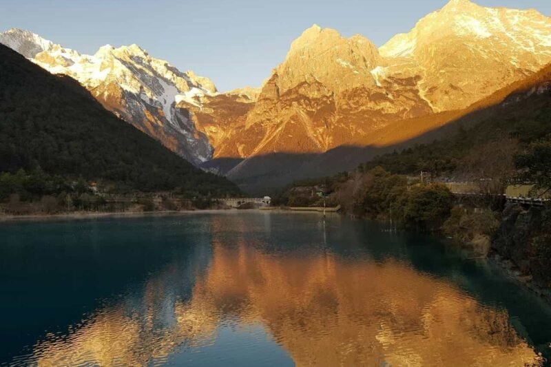 Jade Dragon Snow Mountain - Credits divulgação Jade Dragon Snow Mountain - Credits divulgação