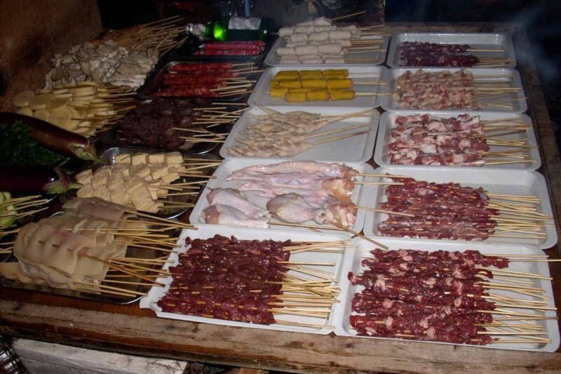 Lijiang Cidade Antiga Pubs e Comidas - Credits ZAffiro Viagens