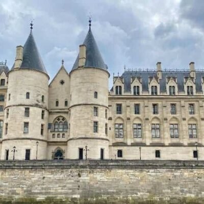 your guide to paris' 1st arrondissement credits french side travel