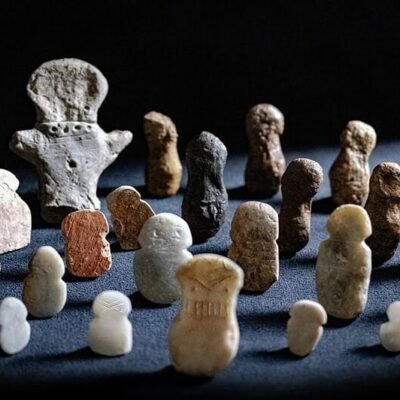 peças de 4.500 anos em tavşanlı höyük (foto divulgação)