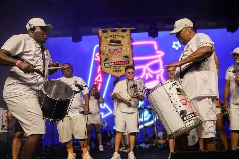 primeiro fim de semana de ensaio do acadêmicos do baixo augusta 2026 créditos francio de holanda