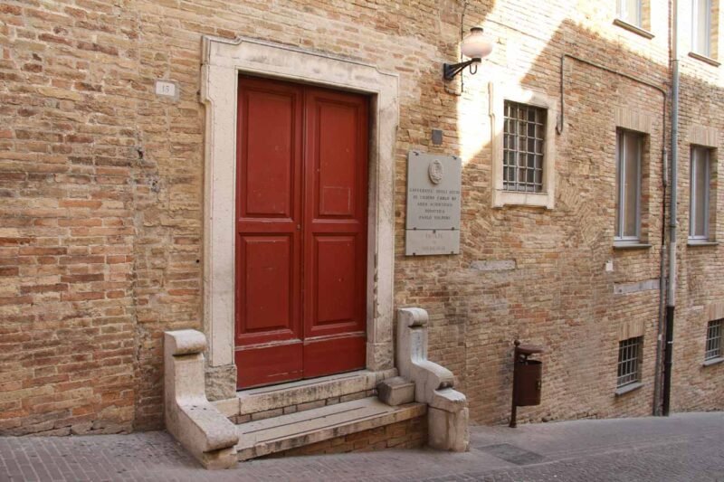 UNIURB - Credits Viaje com Zélia© UNIURB - Credits Viaje com Zélia©