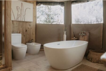 2 banheiro com banheira e ducha