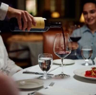 artisans of wine & food. créditos da imagem para discover the palm beachesthe boca raton