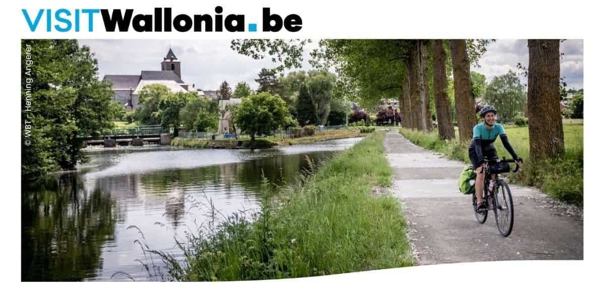 Paisagem de bicicleta ao longo do rio em Wallonia nature is calling, and it's never looked better credits visitwallonia