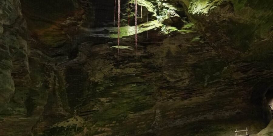 As grutas de Ibitipoca As grutas de Ibitipoca